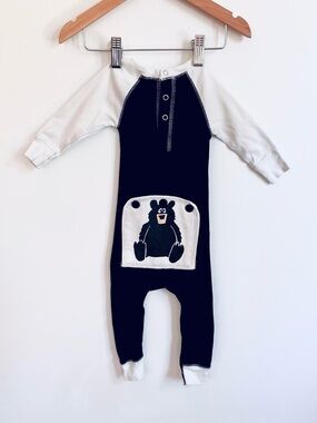 NEW 🐻 Flapjack Baby Onesie Pajamas, Baby Bear Trap Door, Raglan Sleeve, Snaps